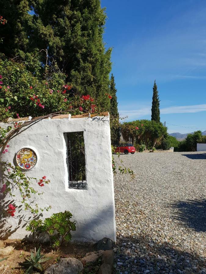 Гостевой дом Casa Fuente De La Zorra Эль-Чорро Экстерьер фото